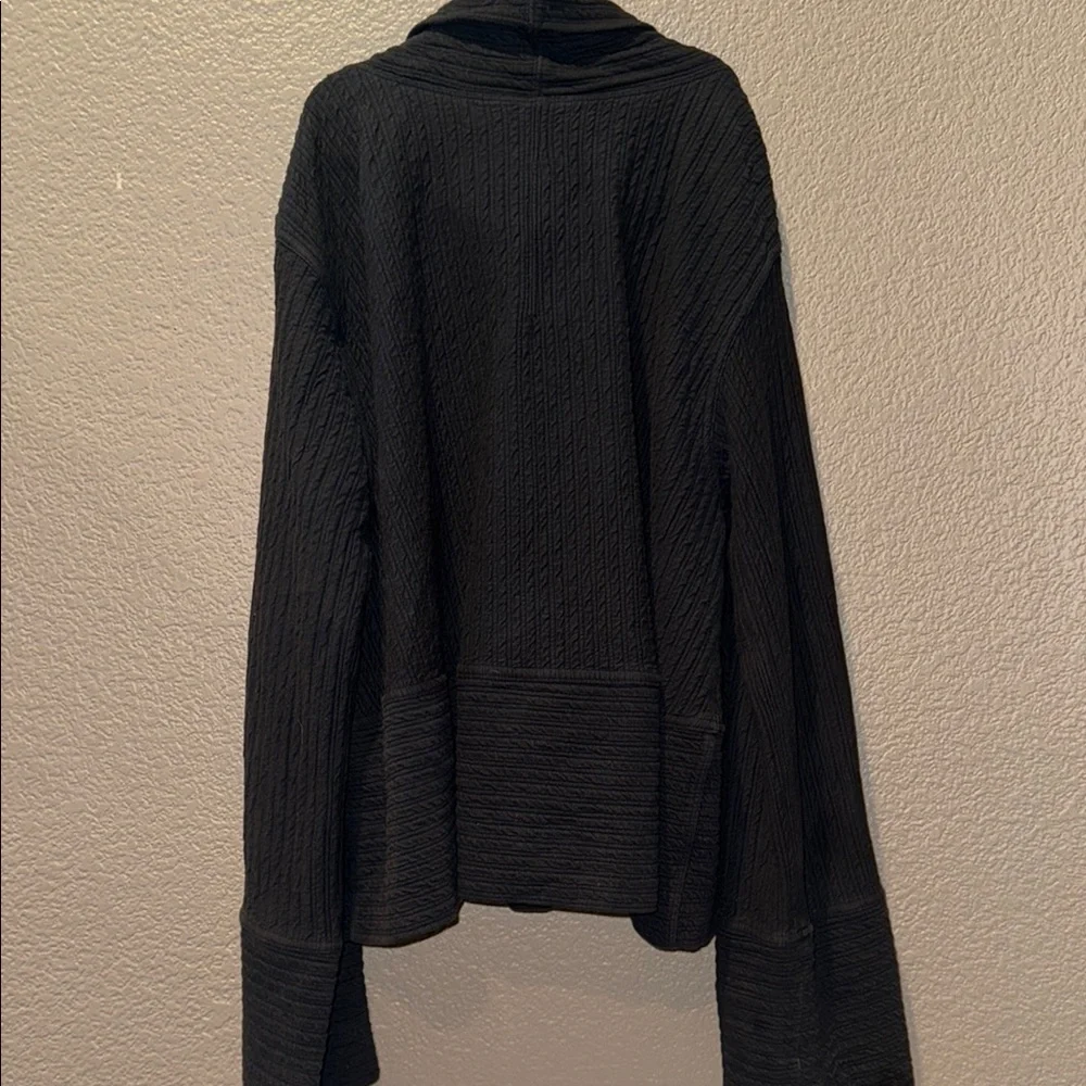 Lululemon Women's Black Sweater